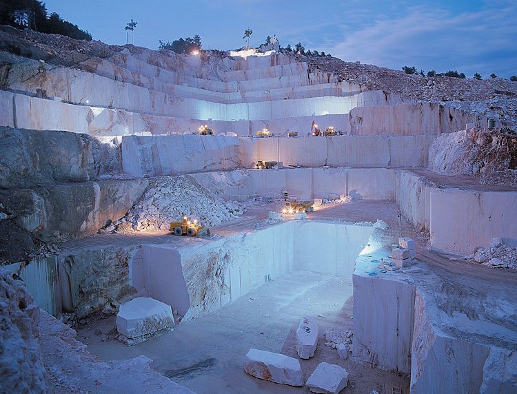 ИНДУСТРИЯ КАМНЯ